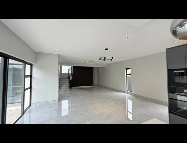 4 BEDROOM HOUSE FOR SALE IN FOUNTAINBROOK ESTATE